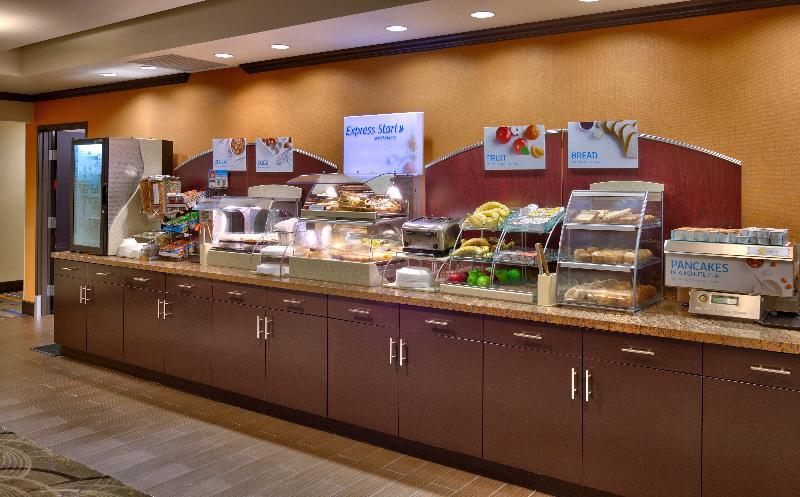 Holiday Inn Express & Suites Overland Park By Ihg Exterior photo